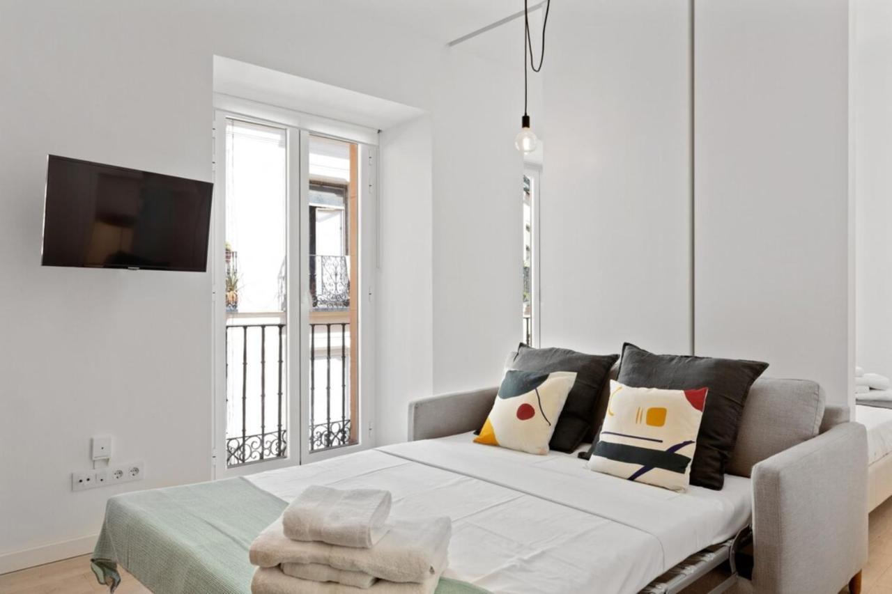 Modern 1 Bedroom Apartment Near Lavapies 마드리드 외부 사진