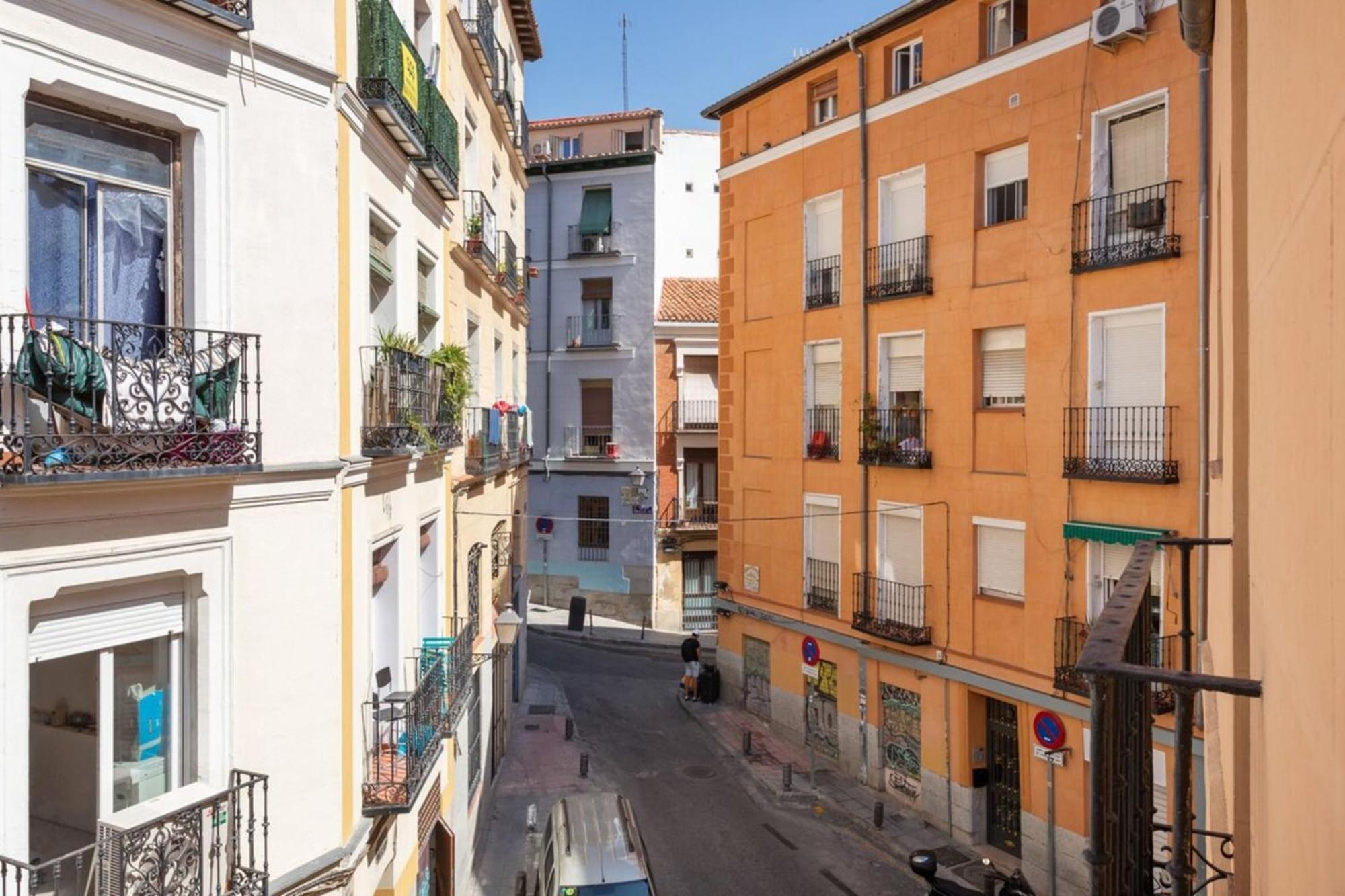 Modern 1 Bedroom Apartment Near Lavapies 마드리드 외부 사진