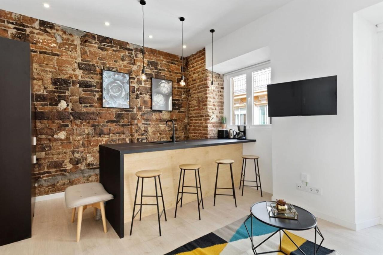 Modern 1 Bedroom Apartment Near Lavapies 마드리드 외부 사진